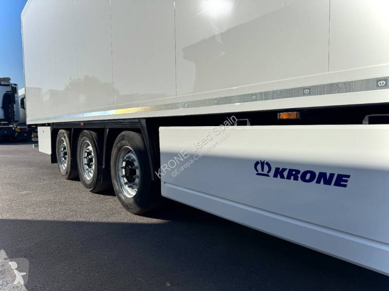 نصف مقطورة Krone
