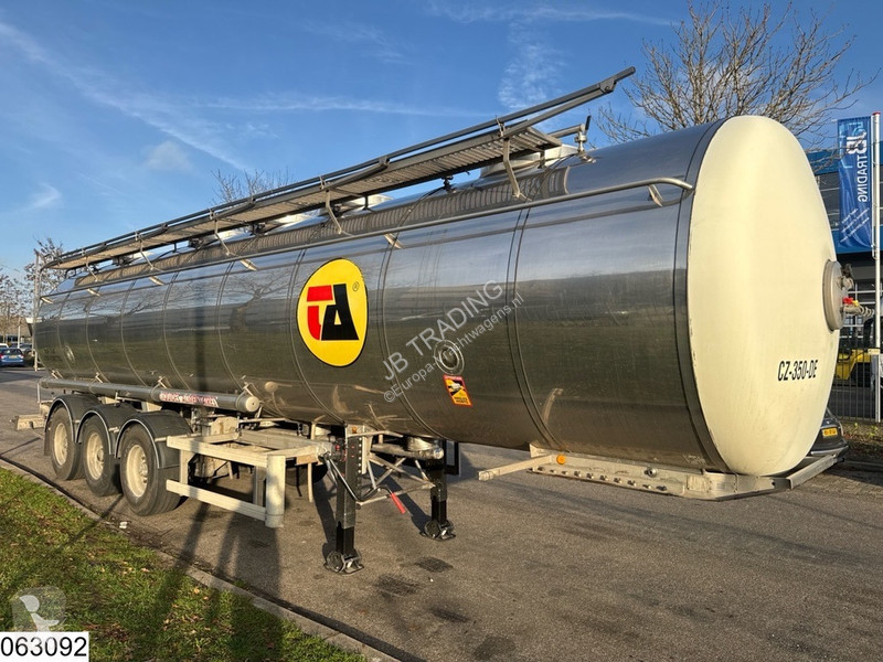 نصف مقطورة Maisonneuve Food 34.000 Liter, 5 Comp