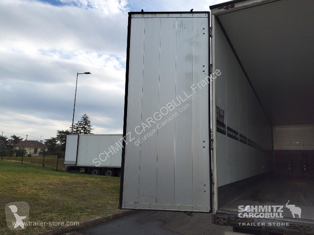 نصف مقطورة Schmitz Cargobull Semitrailer...