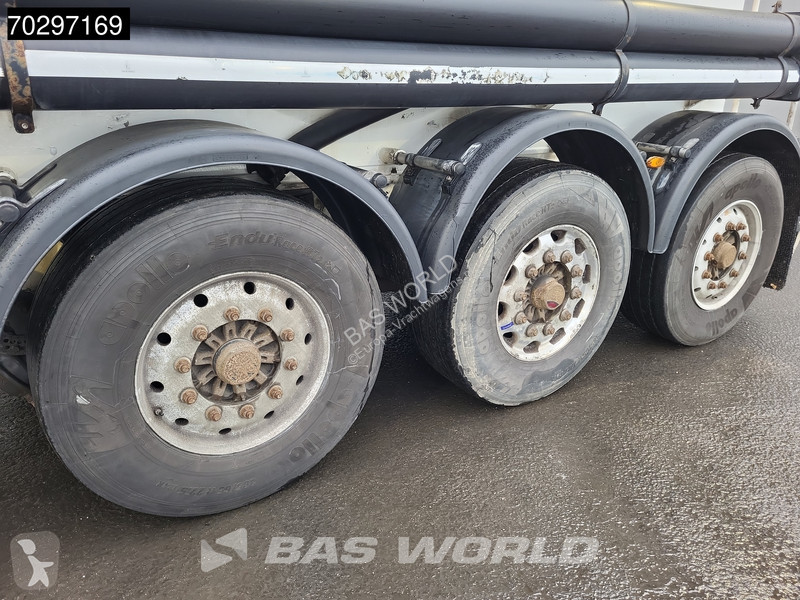 Semi remorque  SVM 39000L Liftachse Cement