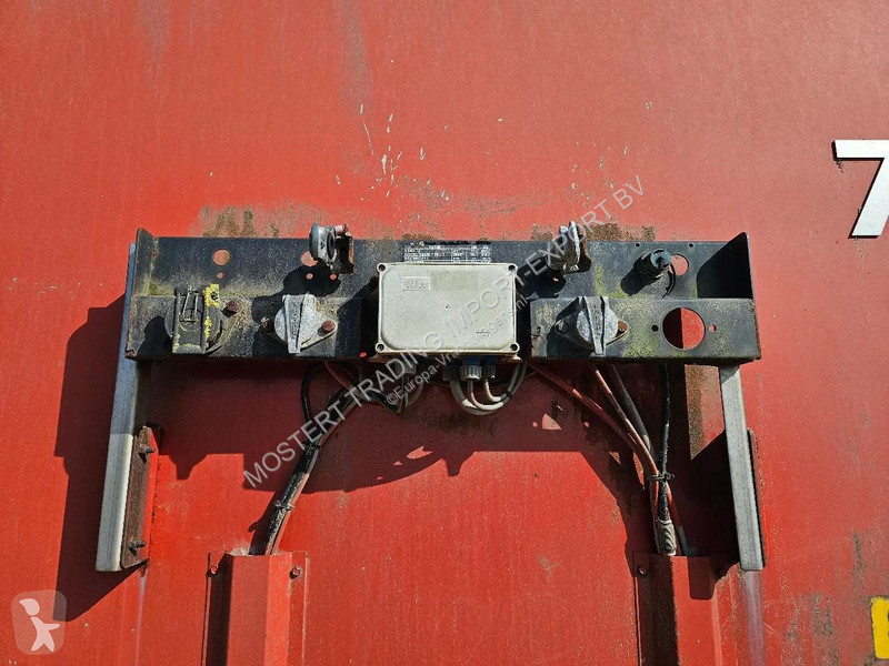 نصف مقطورة Pacton T3_001 Pacton 3-axle curtain...