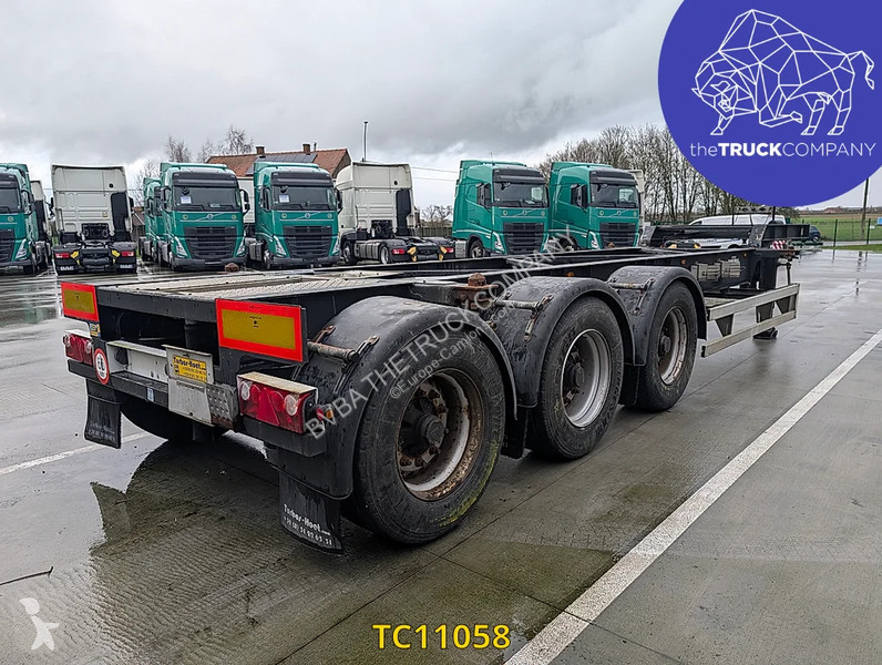 نصف مقطورة  Tank chassis Gooseneck