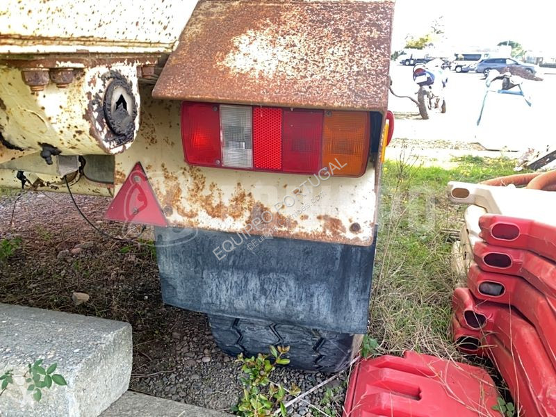 Semi reboque Robuste Kaiser S3302V Steel Trailer