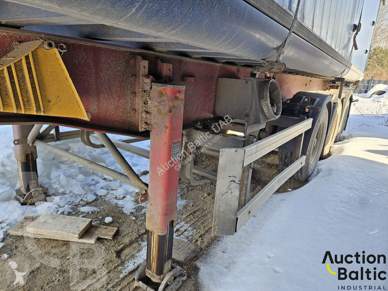 نصف مقطورة Schmitz Cargobull 24