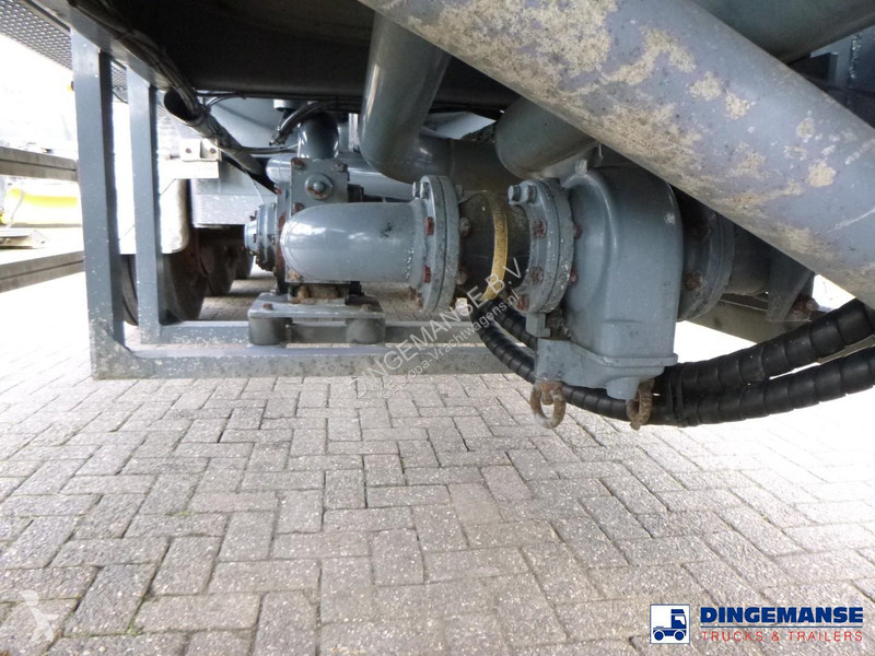 Semi remorque LAG Fuel tank alu 44.4 m3 / 6...