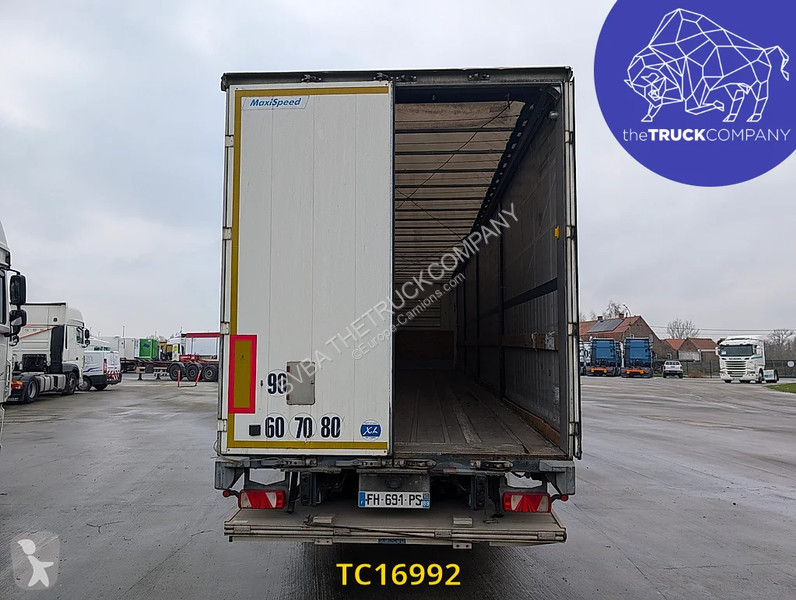نصف مقطورة Fruehauf