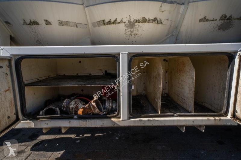 Semitrailer   PULVÉ 9 COMP. - 53M3