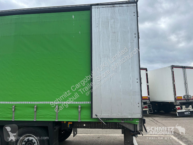 نصف مقطورة Schmitz Cargobull Curtainsider...