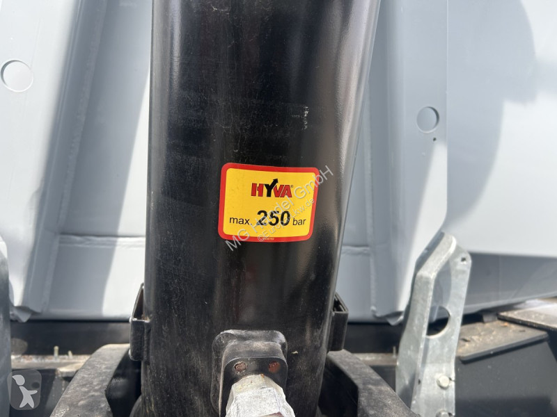 نصف مقطورة Schwarzmüller Stahlrundmulde 25 m³,...