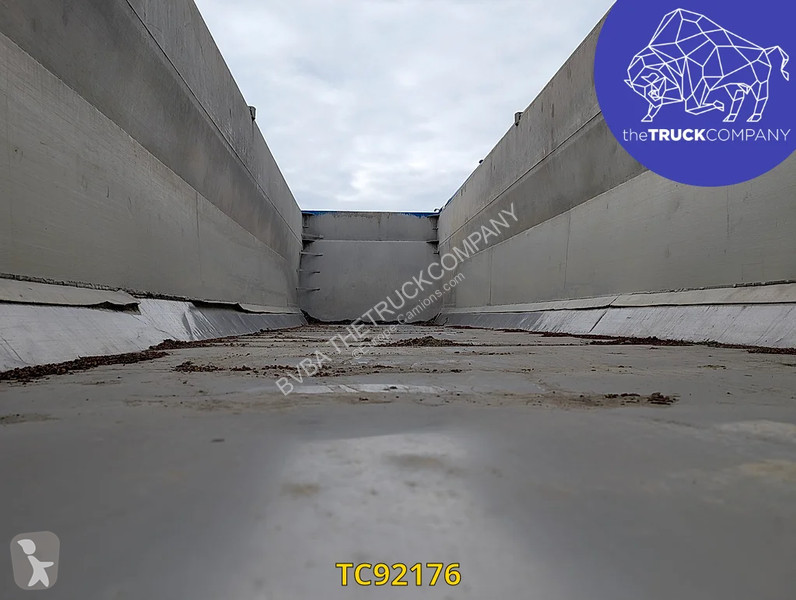 نصف مقطورة MOL