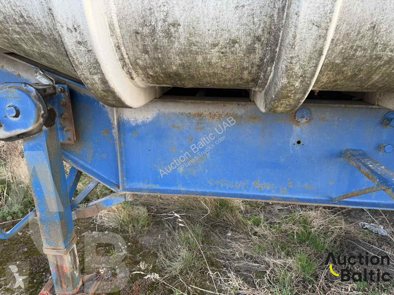 Semirimorchio Fruehauf
