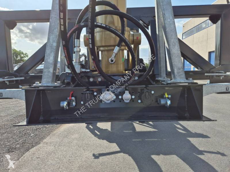 نصف مقطورة Hoet Trailer  HT SHF 40 ft BASCULANT