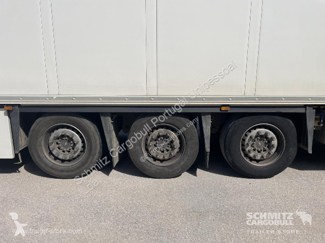 نصف مقطورة Schmitz Cargobull Semitrailer Reefer...