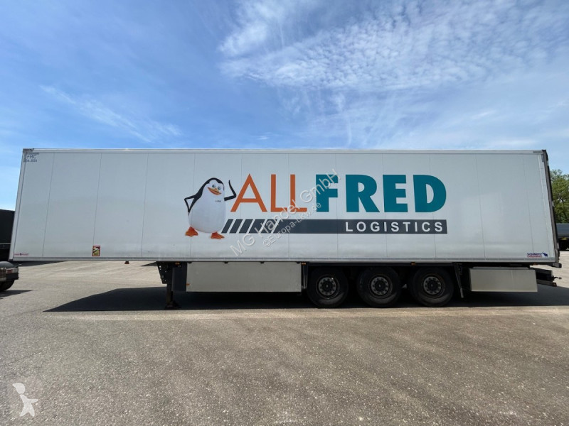 نصف مقطورة Schmitz Cargobull Kühlauflieger SCB...