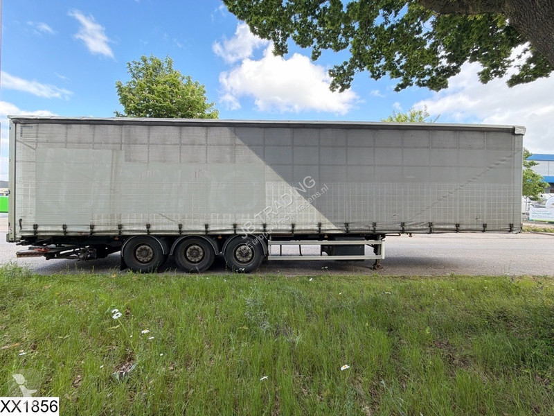 نصف مقطورة Fruehauf Tautliner Dhollandia