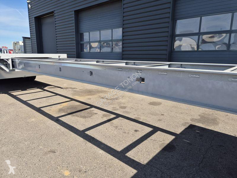 نصف مقطورة Lecitrailer  PLATEAU TWISTLOCKS...