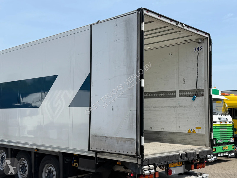 نصف مقطورة Schmitz Cargobull N/A Thermo King...