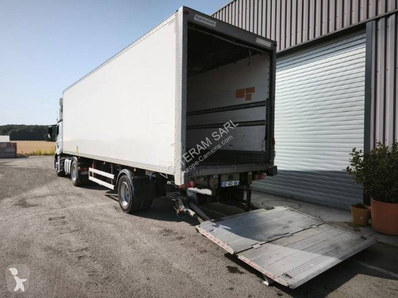 Semirremolque Fruehauf CITY LINER