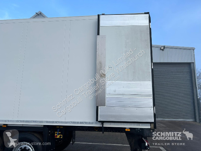 Oplegger Schmitz Cargobull Reefer Standard
