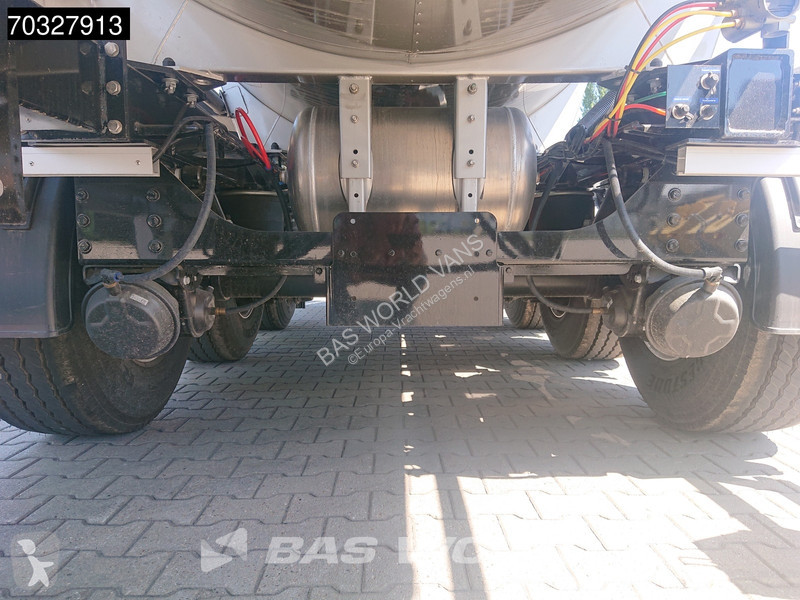 نصف مقطورة Kässbohrer STB NEW! 30.000L Bitumen