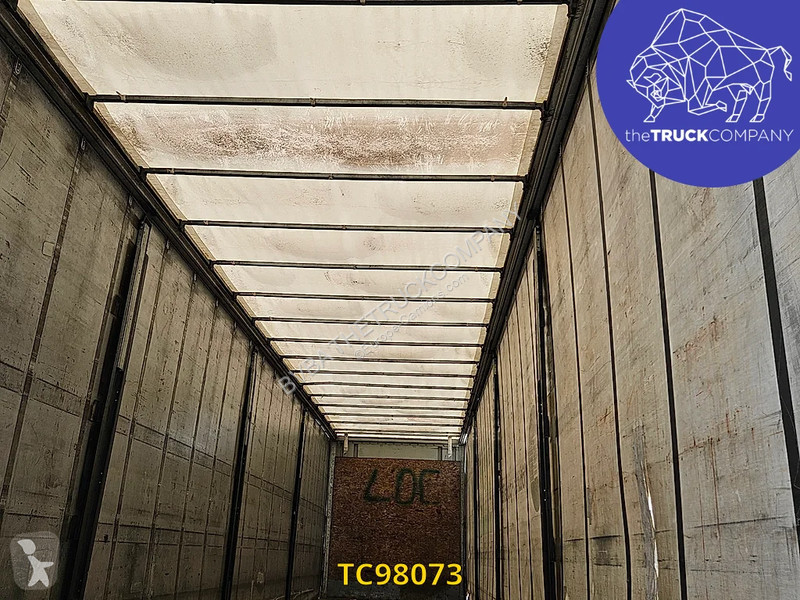 نصف مقطورة Fruehauf