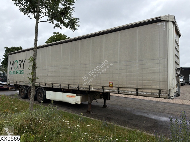 نصف مقطورة Fruehauf Tautliner