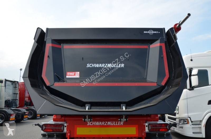 Полуремарке Schwarzmüller