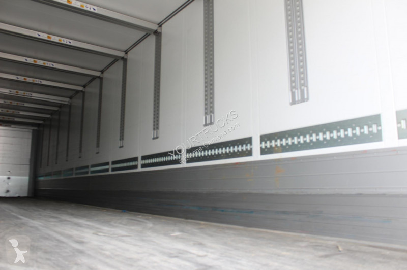 نصف مقطورة Schmitz Cargobull   Standard Koffer...
