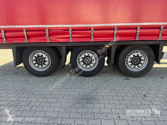 نصف مقطورة Schmitz Cargobull Curtainsider Mega