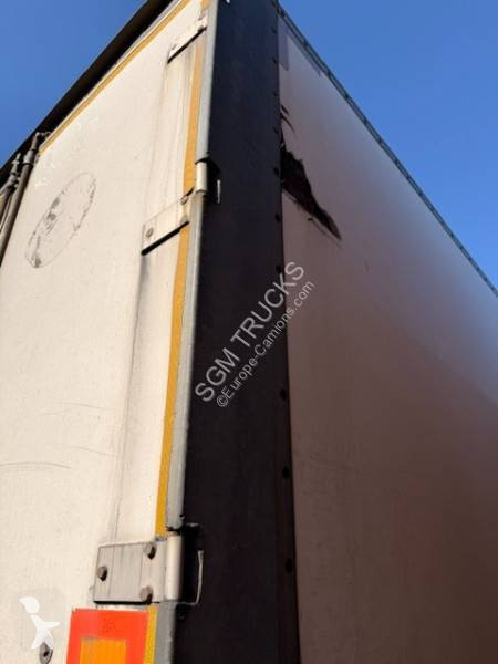 نصف مقطورة Fruehauf FOURGON 3 ESSIEUX SAF