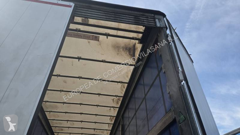 Semi remorque Schmitz Cargobull tauliner XL