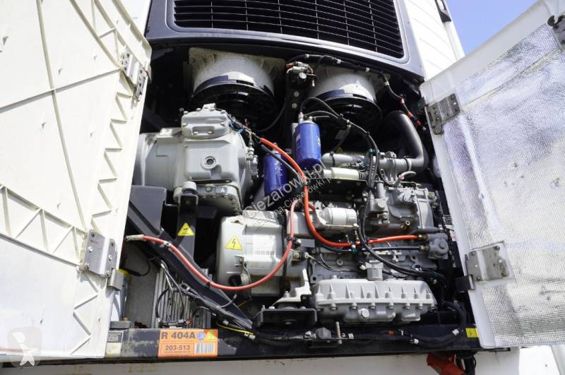 Полуремарке Lamberet refrigerated semi-trailer...