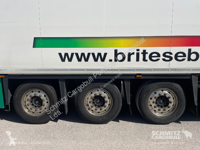 نصف مقطورة Schmitz Cargobull Semitrailer Reefer...
