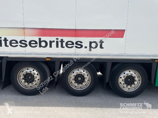 نصف مقطورة Schmitz Cargobull Semitrailer Reefer...