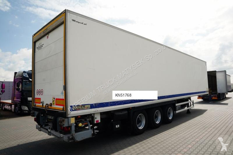نصف مقطورة Chereau