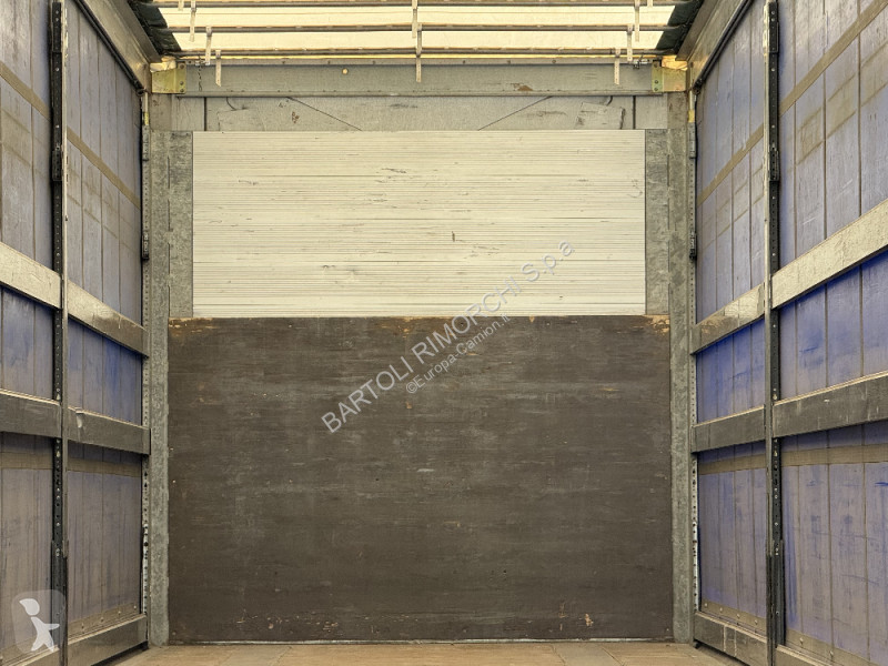 نصف مقطورة Schmitz Cargobull SEMIRIMORCHIO,...