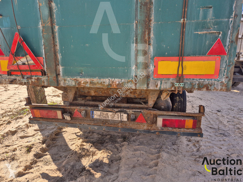 نصف مقطورة Auwärter LZK 24,0