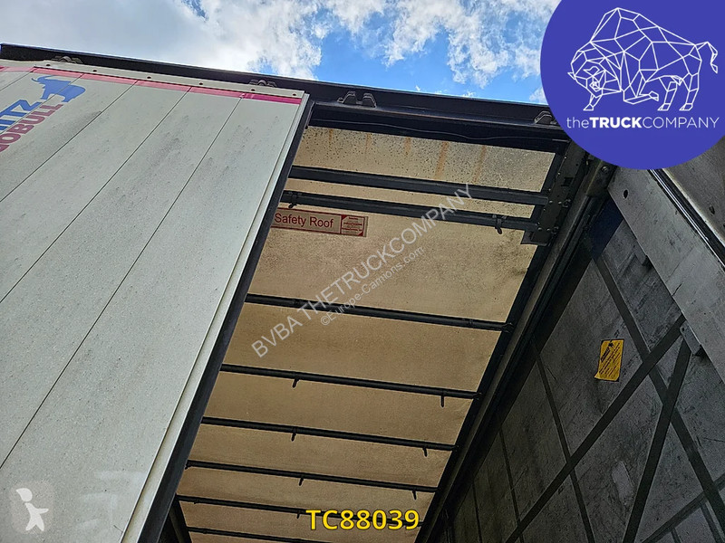 نصف مقطورة Schmitz Cargobull