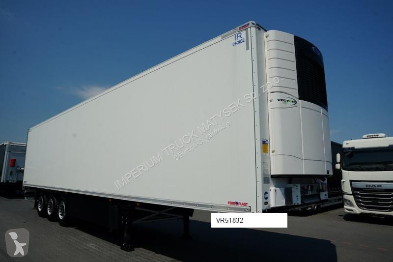 نصف مقطورة Schmitz Cargobull