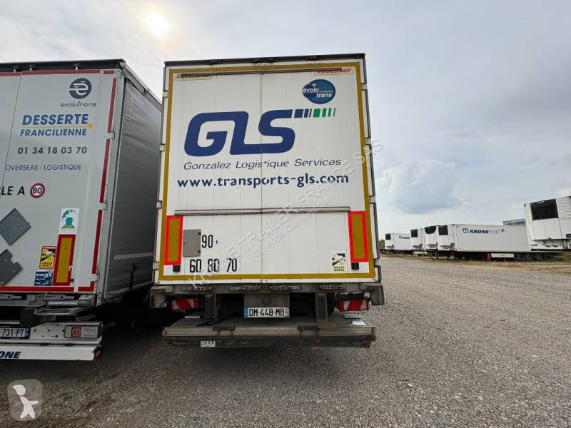 Semirimorchio Fruehauf
