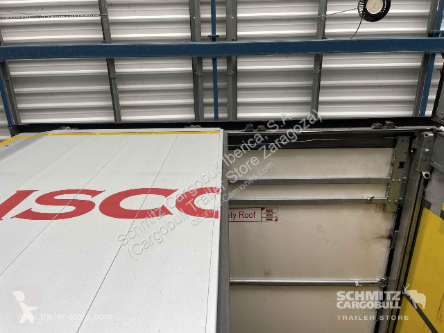 نصف مقطورة Schmitz Cargobull Curtainsider Standard