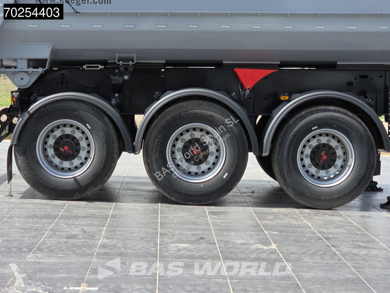 Semi remorque Kögel SKM24 3 axles NUEVO...