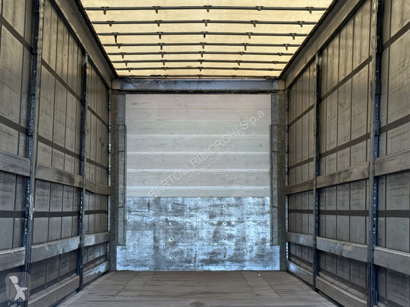 Félpótkocsi Schmitz Cargobull SEMIRIMORCHIO,...