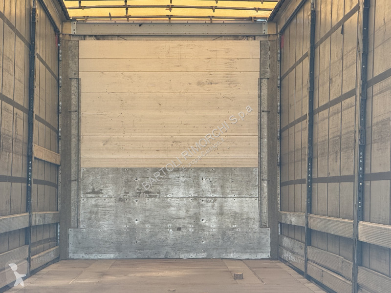 Félpótkocsi Schmitz Cargobull SEMIRIMORCHIO,...