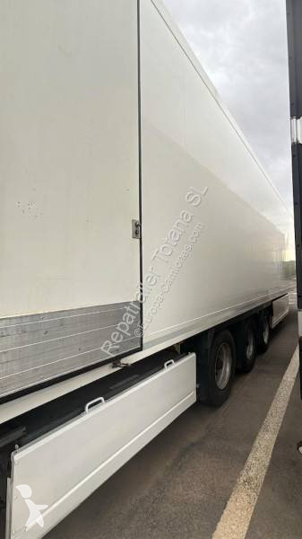 Semiremorca Krone Carrier Vcetor 1550