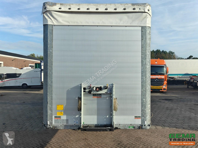 Полуприцеп Schmitz Cargobull SCB*S3T Sliding...