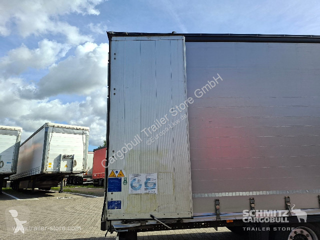 نصف مقطورة Schmitz Cargobull Curtainsider Mega...