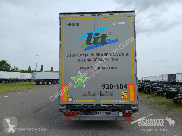 نصف مقطورة Fliegl Curtainsider Mega Getränke