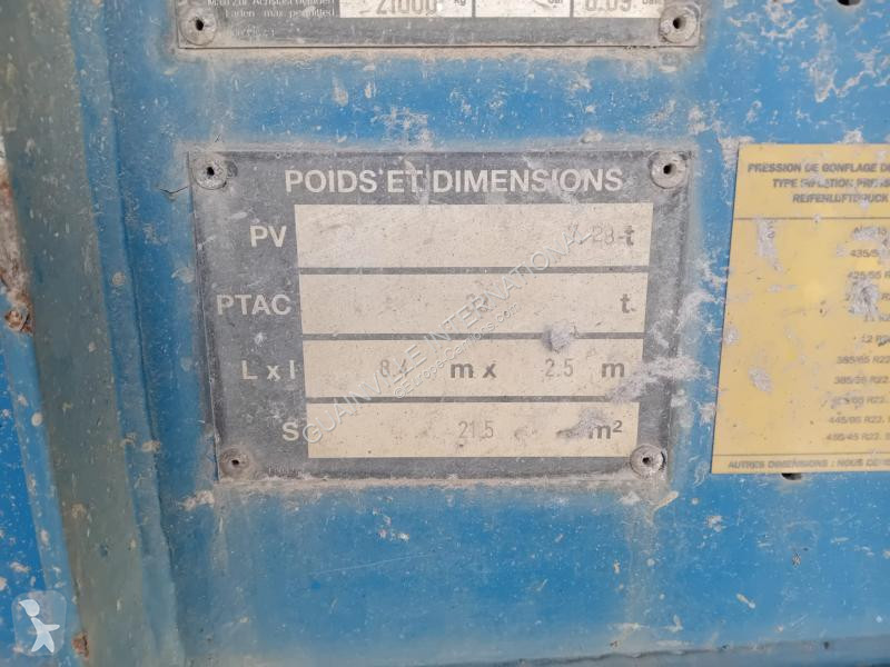 نصف مقطورة Fruehauf