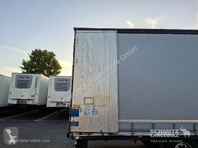 Semitrailer Schmitz Cargobull Curtainsider Mega...